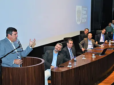 Governador defende uso da informação e inclusão digital para levar saúde de qualidade à população