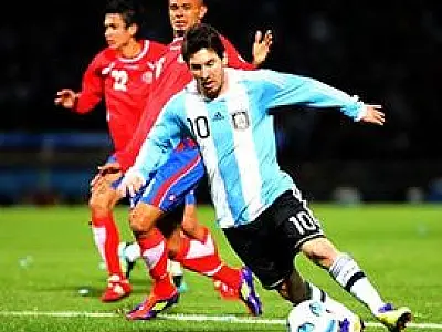 Argentina vence Costa Rica e está classificada