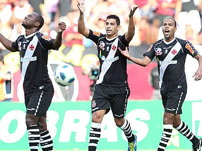 Vasco fica com vice e Flamengo com vaga na Libertadores