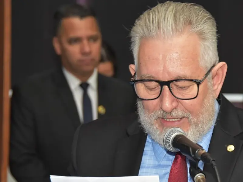 Lei: Reconhecida a Utilidade Pública do Instituto Florestinha