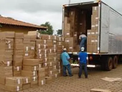 Polícia Federal apreende 466 mil maços de cigarros contrabandeados