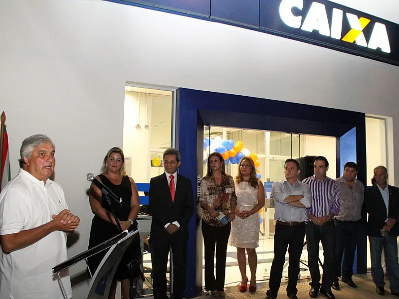 Delcídio participa da inauguração da CEF em Miranda