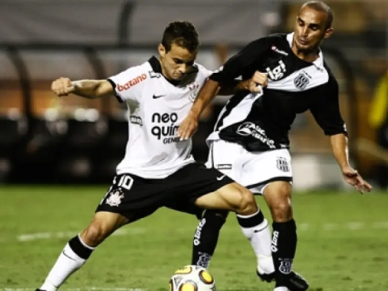 Santos e Corinthians focados na Libertadores perdem mais uma no brasileirão