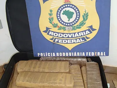 Jovem é preso transportando maconha em ônibus de MS