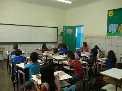 Ano letivo nas escolas da Capital começa nesta segunda com 95 mil matriculados