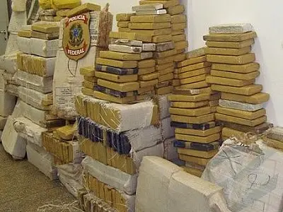 Polícia apreende mais de 1 tonelada de droga