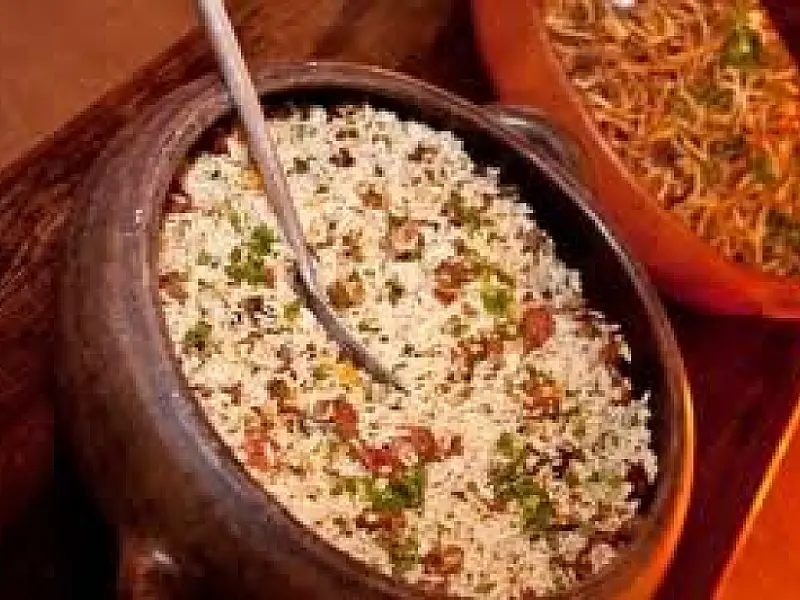 E para este domingo que tal um Arroz Carreteiro Pantaneiro? Confira a receita