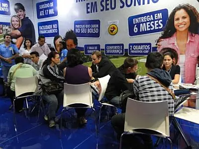 Feirão da Casa Própria atrai mais de 10 mil pessoas