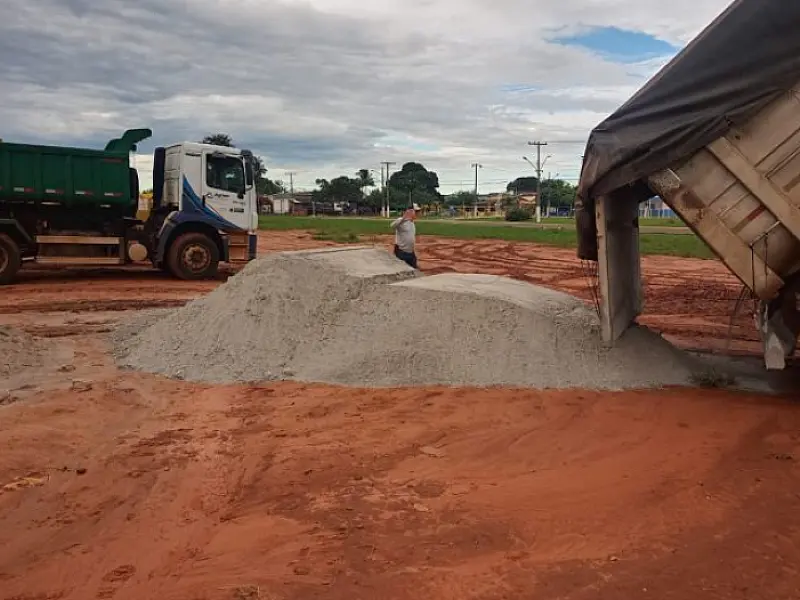 Pro Fertiliza MS entrega 37 toneladas de calcário a produtores de Bandeirantes
