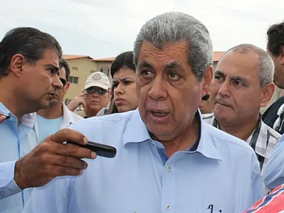 Puccinelli diz que Bernal não respondeu a proposta para construção de novas moradias