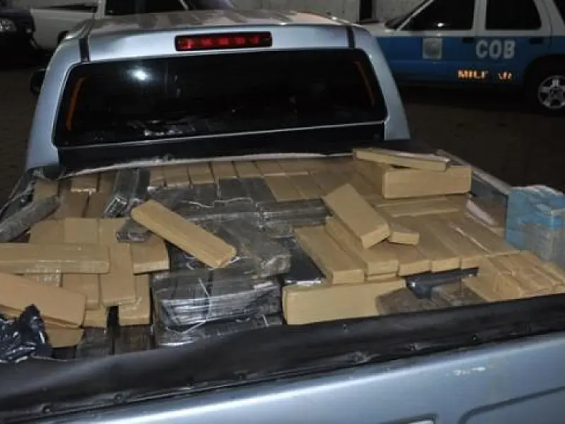 PM prende três pessoas por tráfico de 1.511 kg de maconha