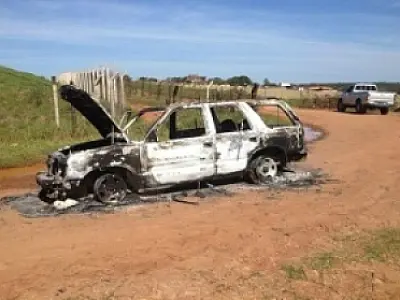 Carro é encontrado carbonizado em Ponta Porã