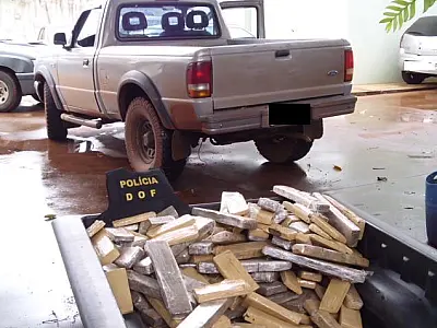 DOF apreende 220 quilos de maconha em Ford Ranger