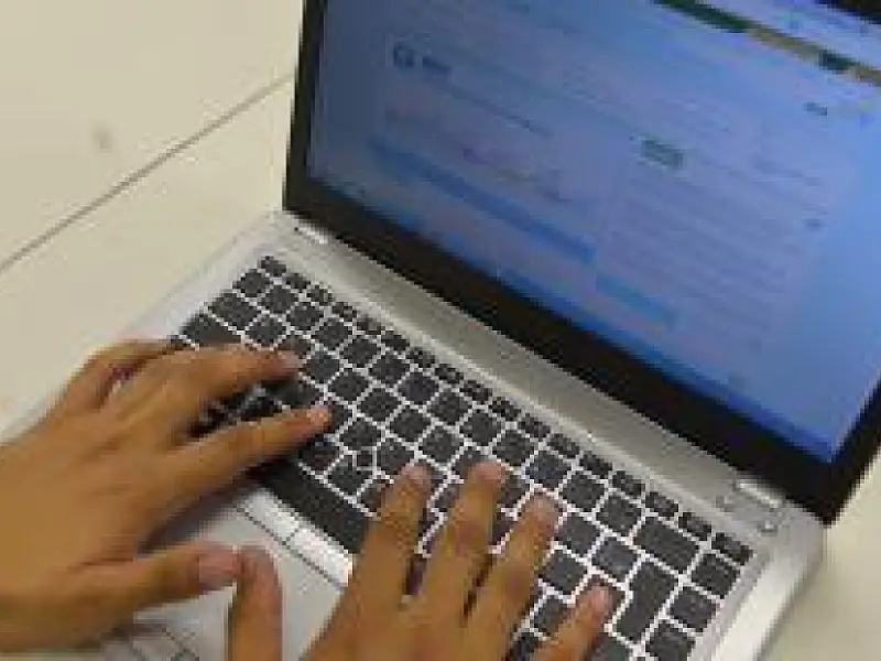 Receita amplia uso da internet para tornar mais rápido o atendimento dos contribuintes