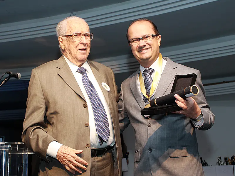 Presidente da Sanesul obtém reconhecimento nacional