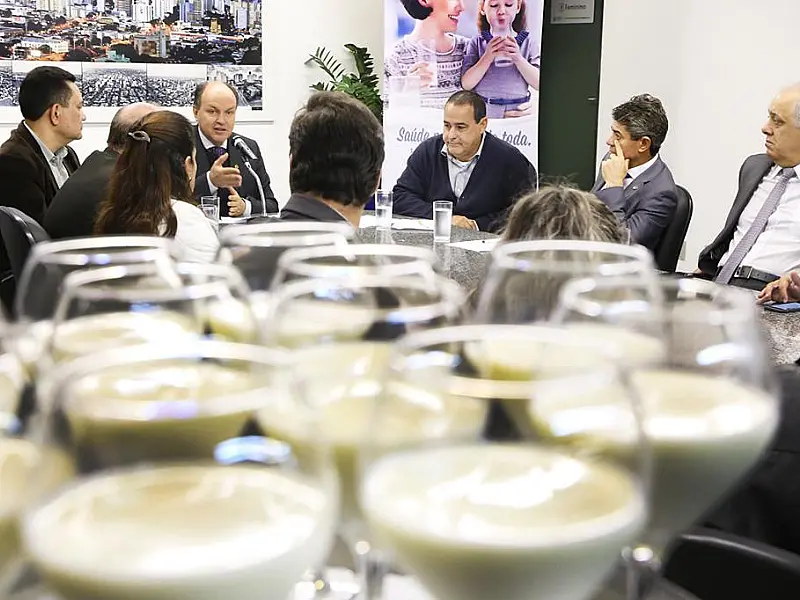 Na Semana do Leite, setor debate com ALMS potencialidades da cadeia produtiva