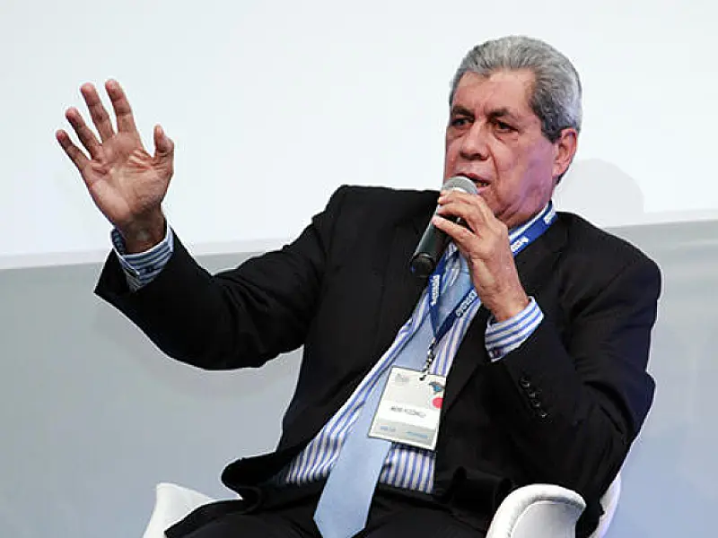 Governador confirma nova fábrica de celulose em MS