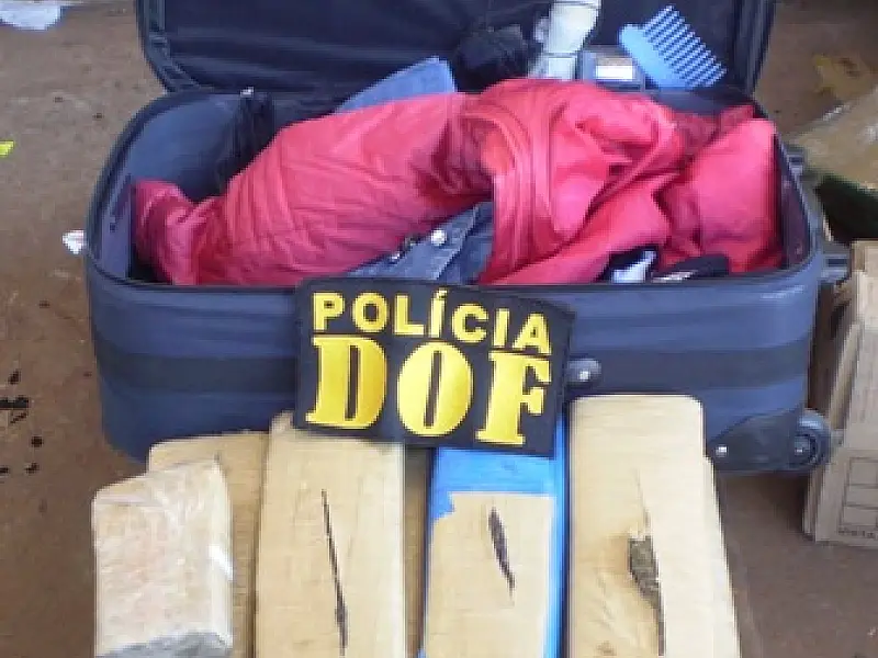 DOF apreende maconha com adolescente em ônibus