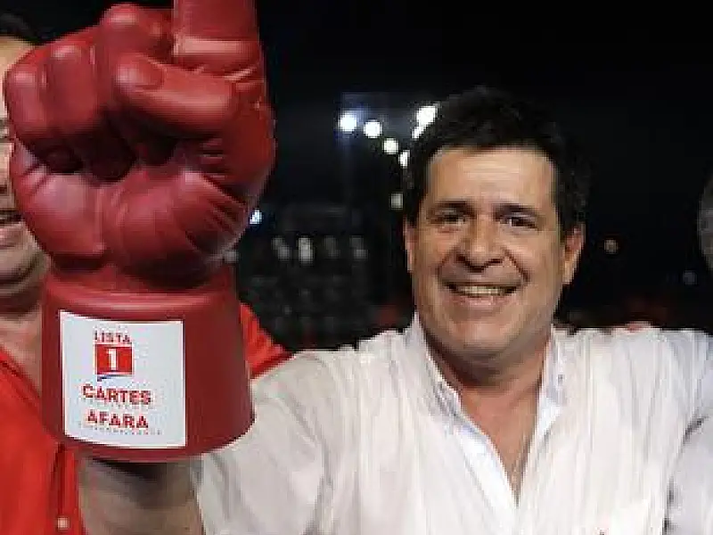 Horacio Cartes é eleito presidente do Paraguai