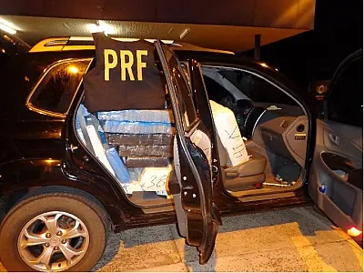 Goiano é preso pela PRF com mais de 1 tonelada de maconha