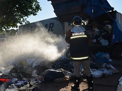 Lixo com brasas causa princípio de incêndio em Coxim