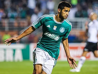 Se Kardec não fechar com Palmeiras já tem acordo com o São Paulo