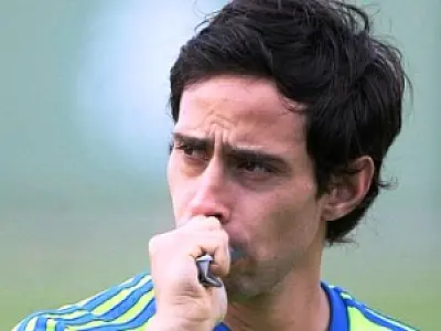Valdívia volta aos treinos pelo Palmeiras