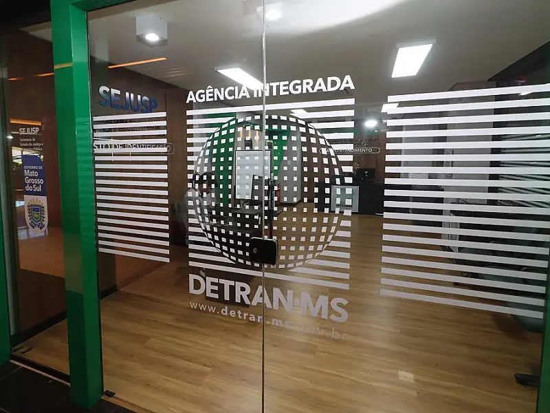 Governo de MS amplia modelo integrado de agência que une serviços do Detran e emissão do novo RG