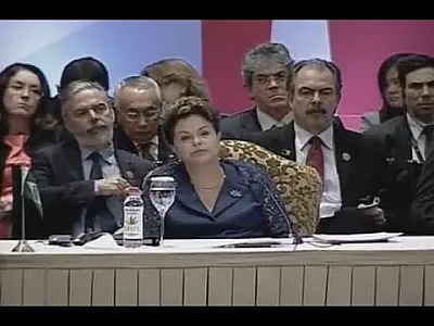 Dilma defende ampliação da cooperação financeira entre países do BRICS