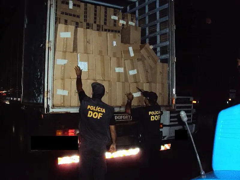 DOF apreende 70 mil pacotes de cigarro