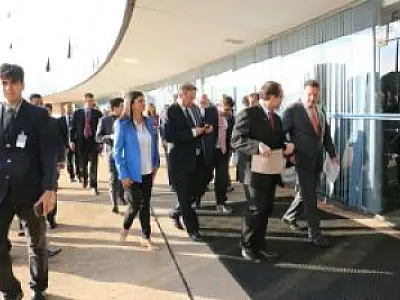 Estados pedem que STF julgue até quinta-feira liminar sobre a repatriação