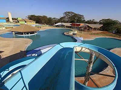 Governo e Prefeitura constroem parque aquático em Fátima do Sul