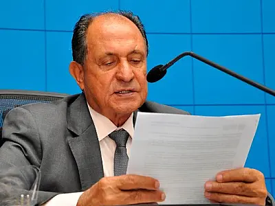 Licença-paternidade a servidores da ALMS pode ser ampliada para 20 dias