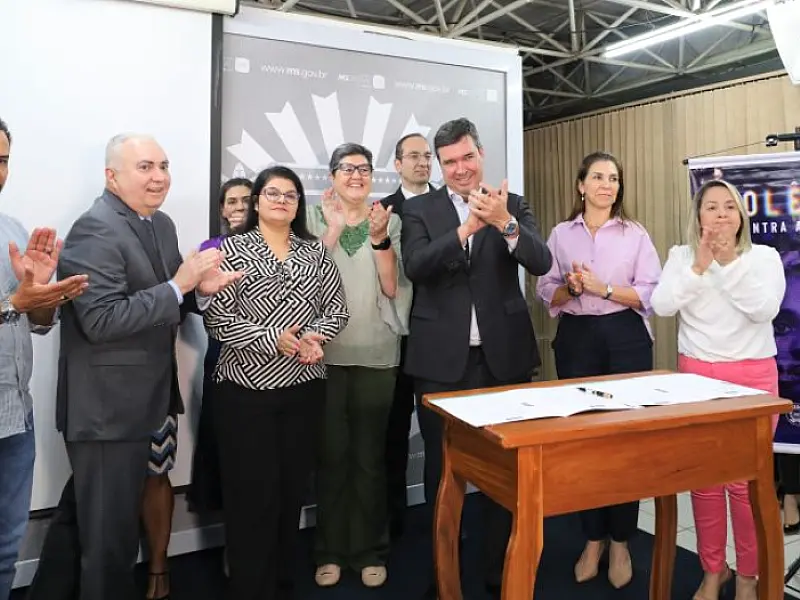 Governo lança campanha e firma parcerias para enfrentamento à violência doméstica e familiar