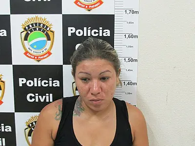 Adolescente é apreendido e mulher presa por tráfico no Dom Antônio