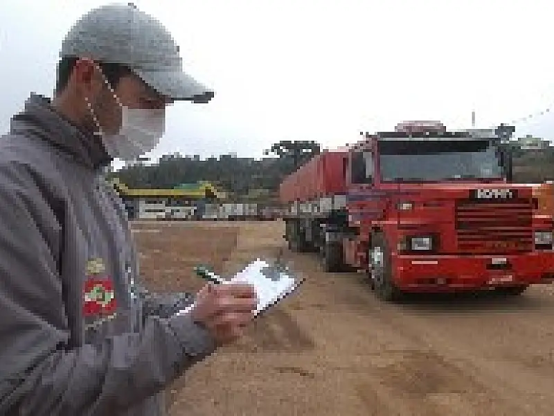 Iagro inicia desinfecção de veículos na fronteira