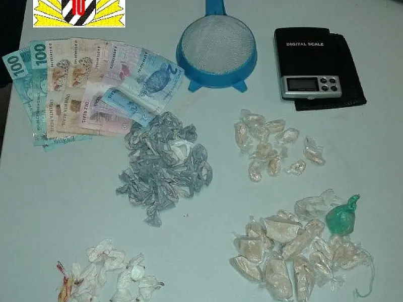PM apreende mais de 24 quilos de maconha com jovem