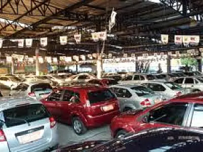 Ainda pesado no bolso, preço do carro zero despenca comparado à inflação
