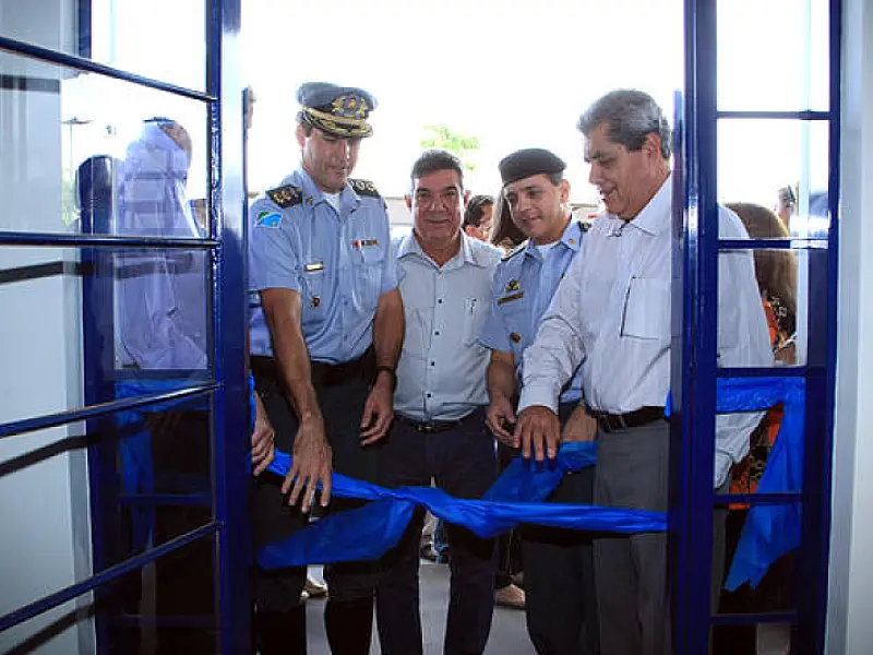 Governador participa de aniversário da PMR de MS