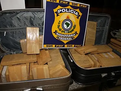 Adolescentes são apreendidas transportando quase 50 quilos de maconha na BR-163