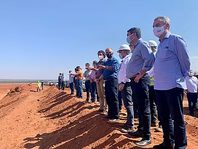 "Estamos vendo o progresso de MS acontecer", diz Corrêa sobre transformação em Ribas
