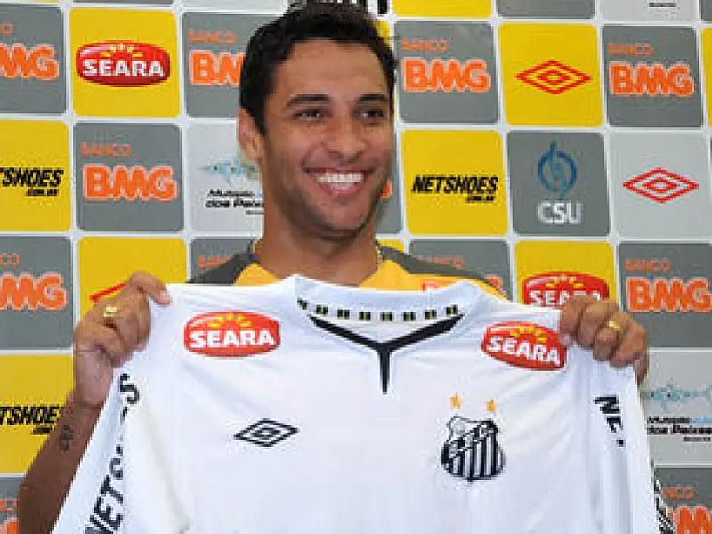 Ibson é apresentado no Santos e já pensa no Mundial