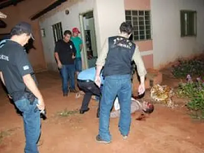 Jovem é morto com 4 tiros em Vicentina
