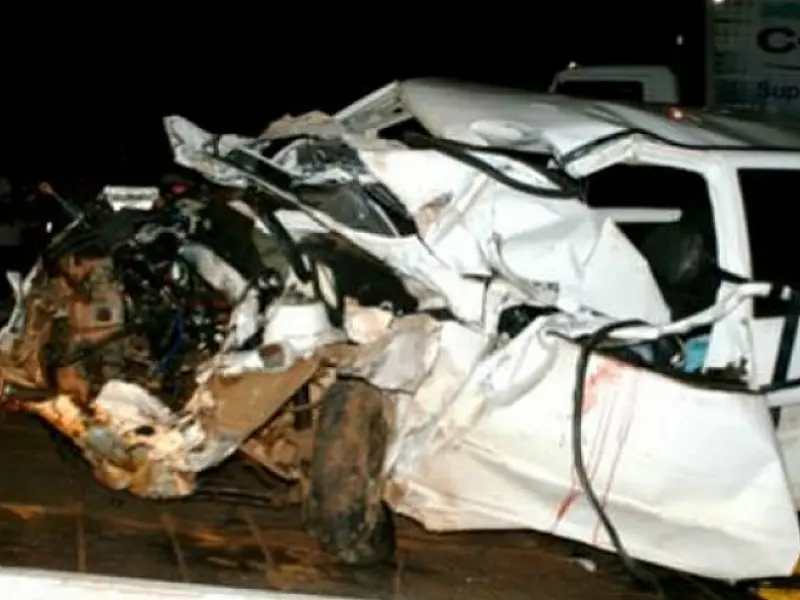 Motorista morre após colidir com caminhão em Naviraí