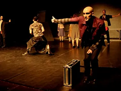 O projeto Palco Giratório apresenta a peça "Escapada"