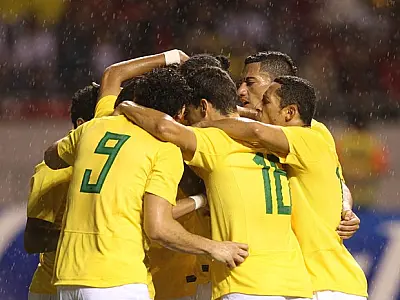 Em jogo fraco, Brasil vence Costa Rica por 1x0