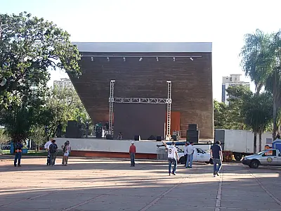 Tudo pronto na Praça do Rádio para a transmissão do jogo entre Corinthians e Boca Jrs.
