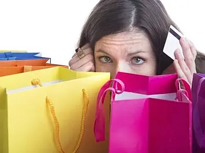 Confiança do consumidor cai em dezembro