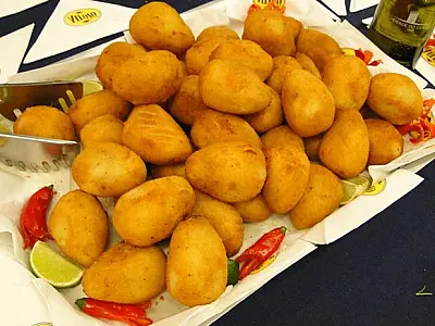 Site americano lista 24 comidas brasileiras para provar antes de morrer