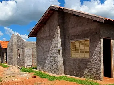 Governador autoriza nesta 2ª-feira construção de 196 casas no norte de MS